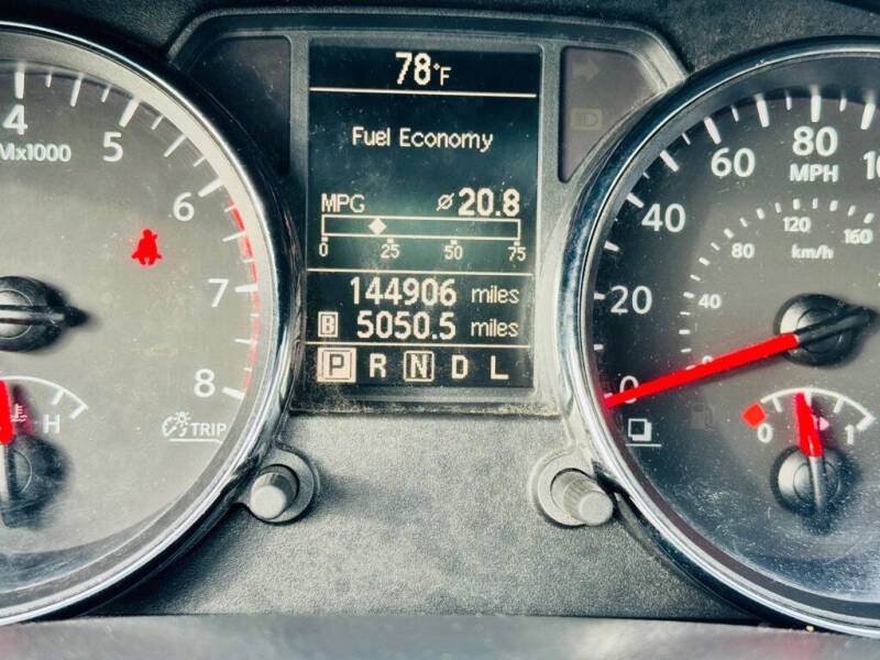 2011 Nissan Rogue S