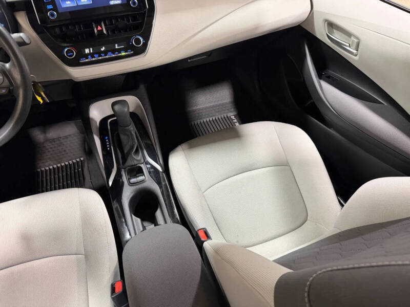 2020 Toyota Corolla LE