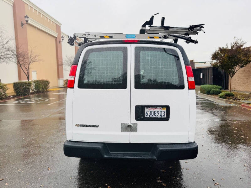 2020 Chevrolet Express 2500