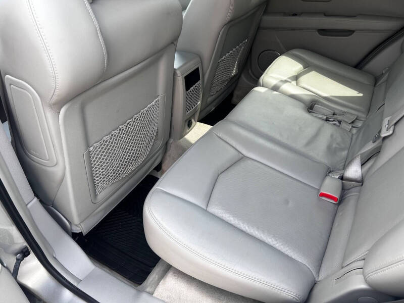 2008 Cadillac SRX V8