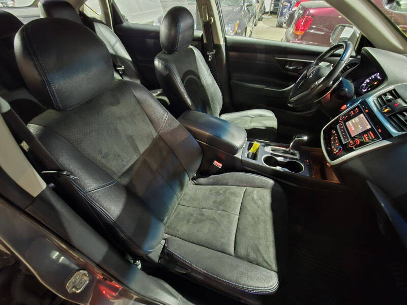 2018 Nissan Altima 2.5 SR