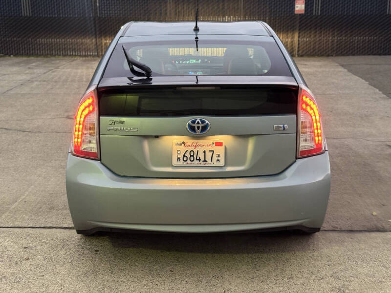 2015 Toyota Prius Two