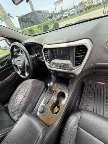 2017 GMC Acadia SLE-2