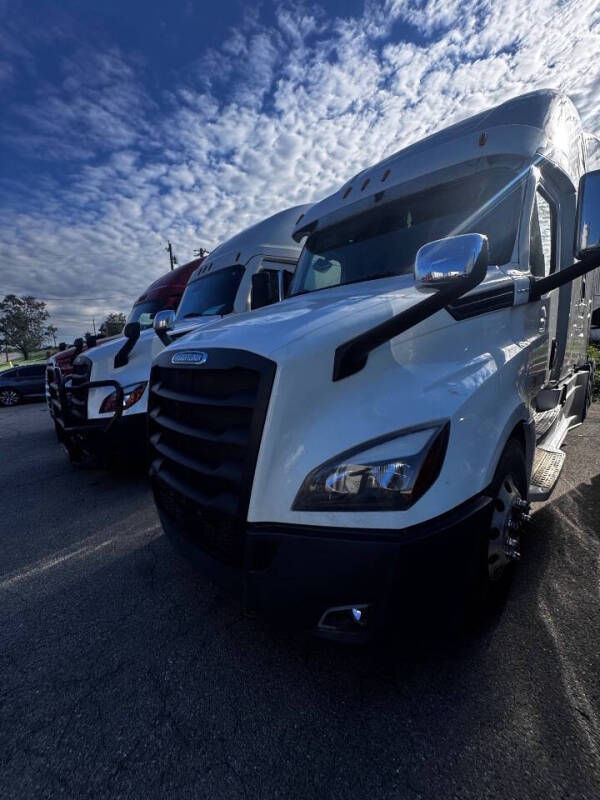 2020 Freightliner Cascadia