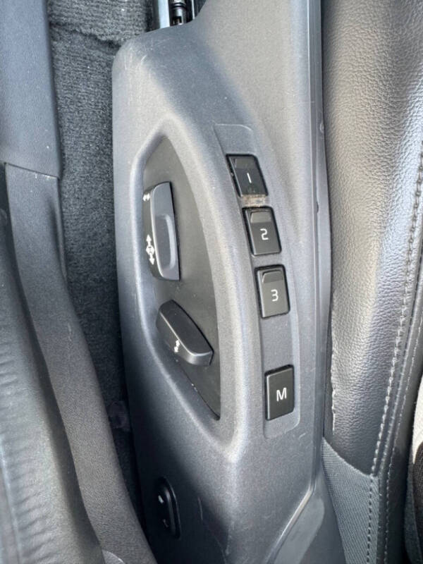 2016 Volvo XC60 T5 Drive-E Premier