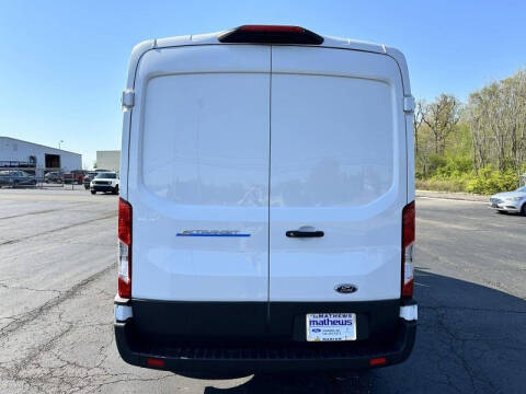 2023 Ford E-Transit