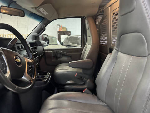 2018 Chevrolet Express 2500