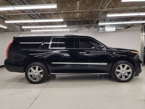 2019 Cadillac Escalade ESV Luxury