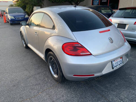 2012 Volkswagen Beetle 2.5L PZEV