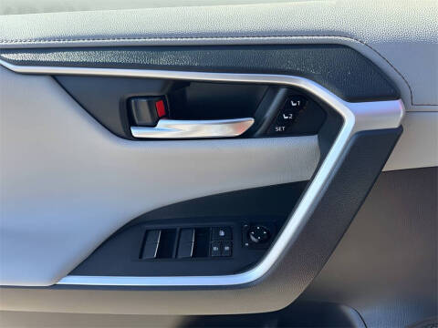 2019 Toyota RAV4 Hybrid Limited