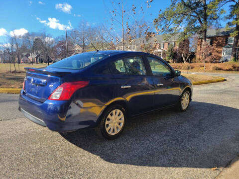 2019 Nissan Versa S Plus