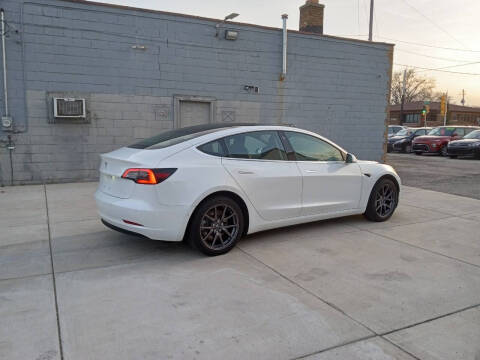 2018 Tesla Model 3 Mid Range