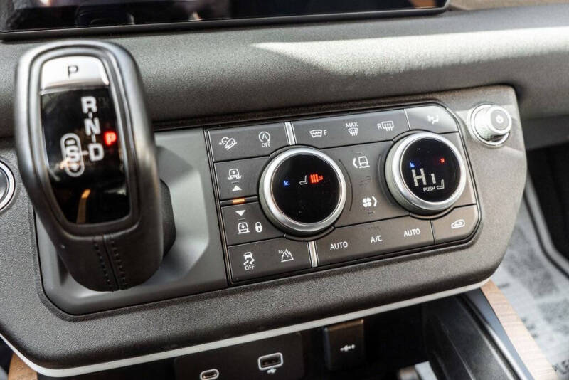 2023 Land Rover Defender 110 S