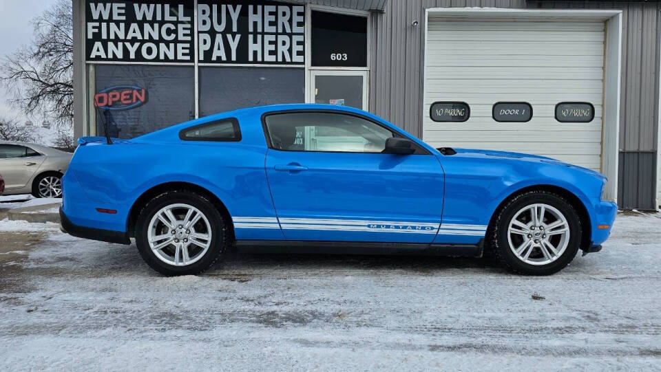 2010 Ford Mustang V6's photo