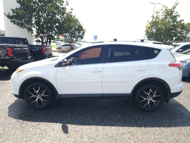 2018 Toyota RAV4 SE