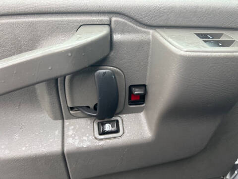 2017 Chevrolet Express LT 3500
