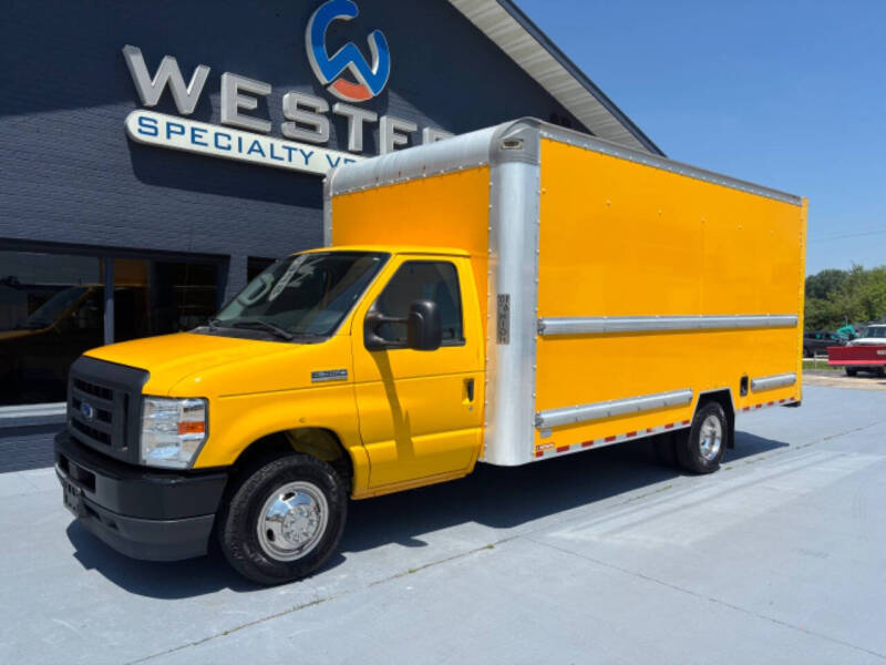 2021 Ford E350 Box Van