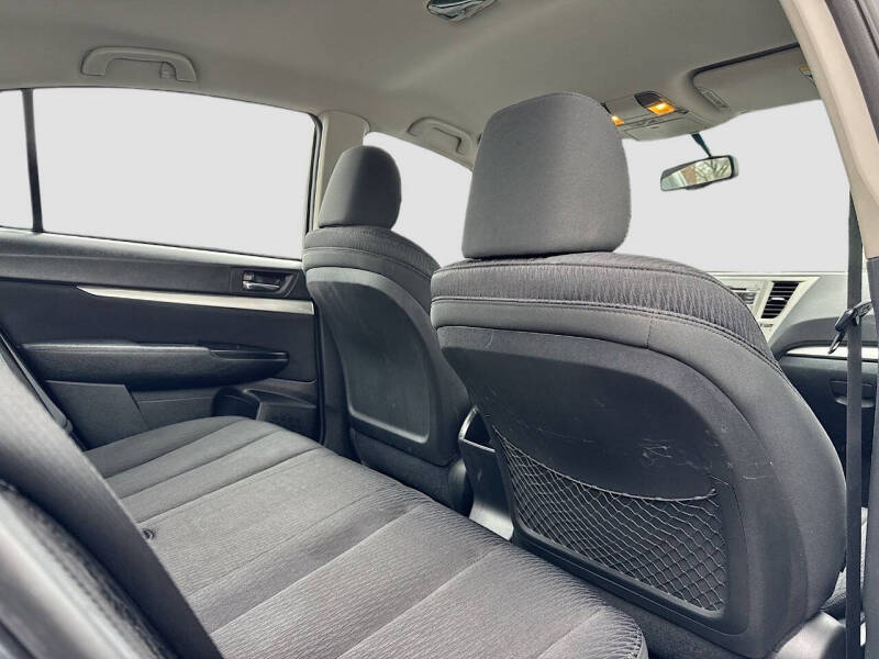 2011 Subaru Legacy 2.5i Premium