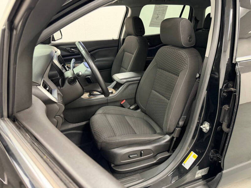 2019 GMC Acadia SLE-2