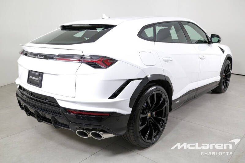 2023 Lamborghini Urus S