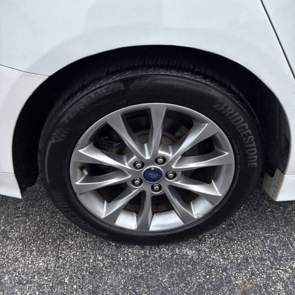 2017 Ford Fusion Hybrid SE