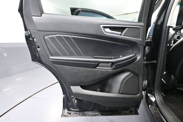 2017 Ford Edge Sport