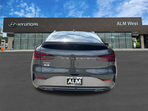 2025 Genesis GV60 Standard