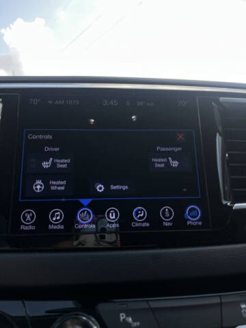 2017 Chrysler Pacifica Touring-L Plus