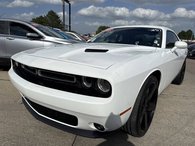 2015 Dodge Challenger SXT