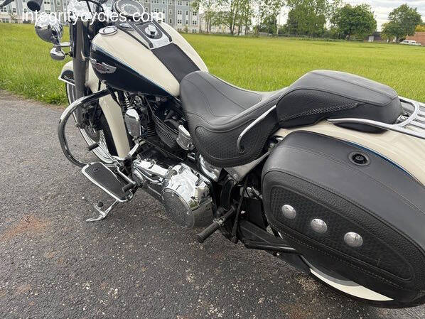 2012 Harley-Davidson Softail Deluxe