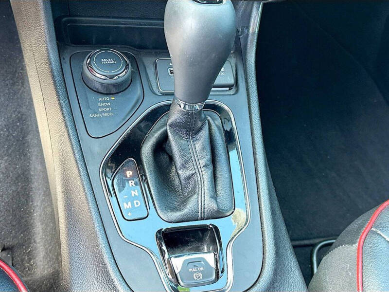 2021 Jeep Cherokee Altitude