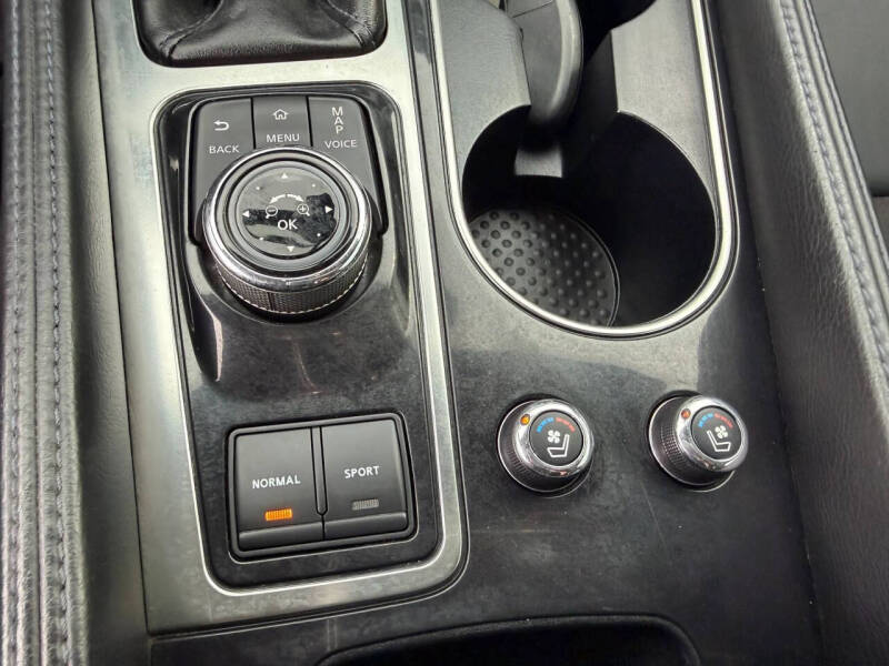 2017 Nissan Maxima