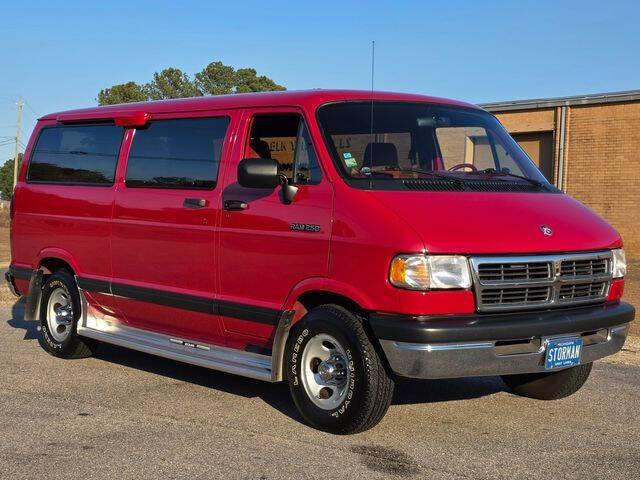 1994 Dodge Ram Van B250 LE