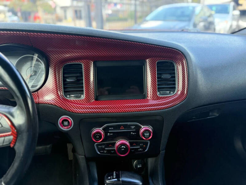 2018 Dodge Charger SXT