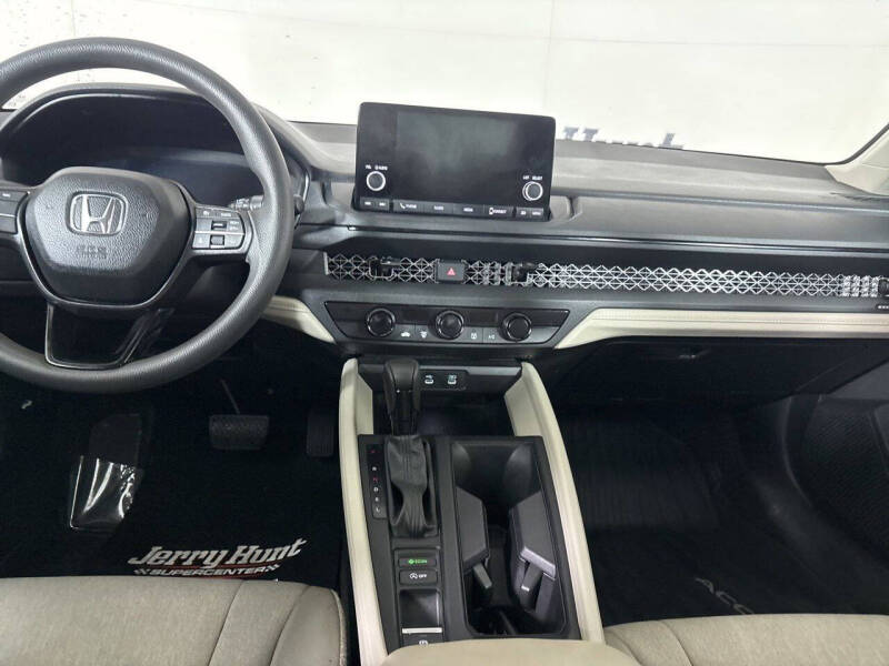 2025 Honda Accord LX