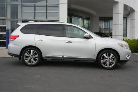 2016 Nissan Pathfinder Platinum