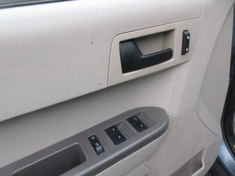 2010 Ford Escape XLS