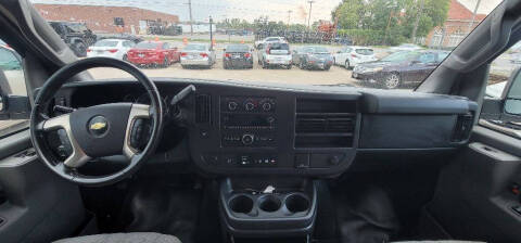 2016 Chevrolet Express 2500