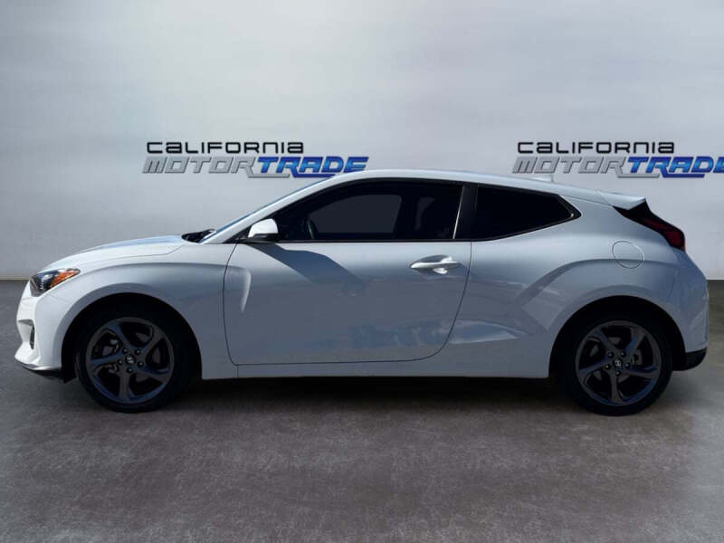 2019 Hyundai Veloster