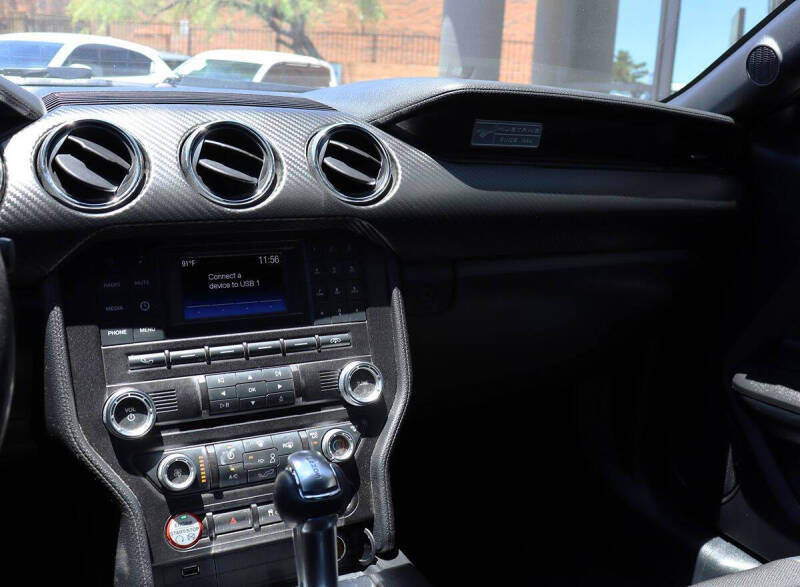 2015 Ford Mustang V6