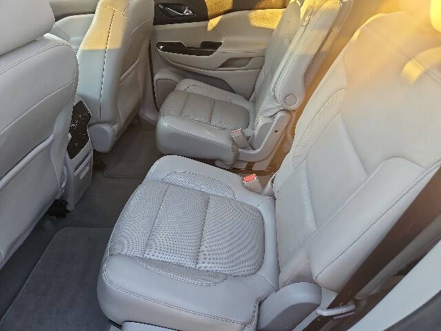 2017 GMC Acadia SLT-2