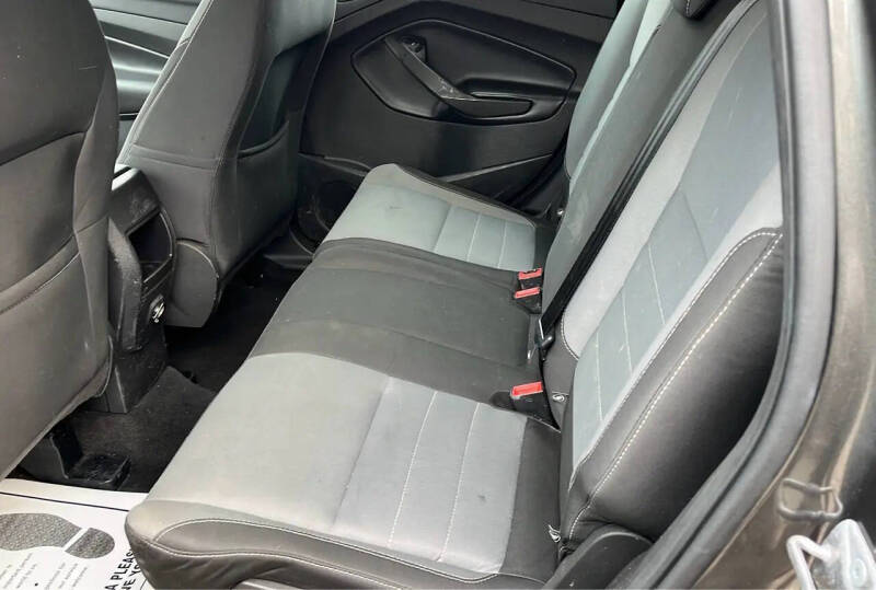 2017 Ford Escape S