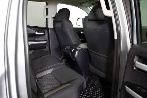 2017 Toyota Tundra SR5