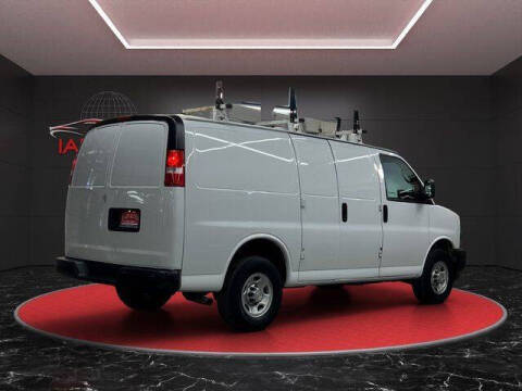 2021 Chevrolet Express 2500