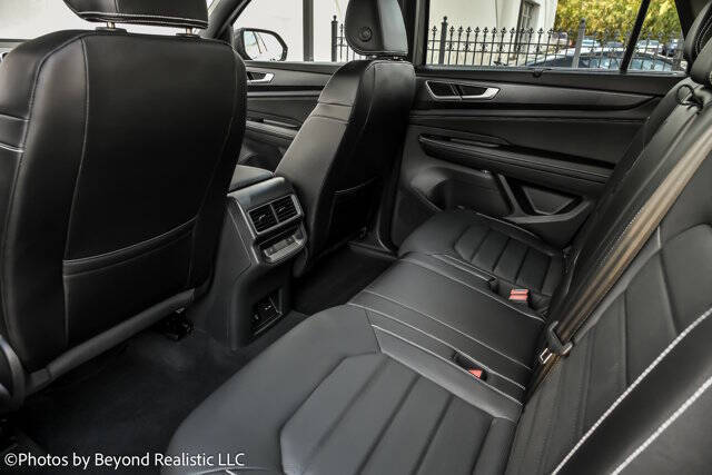 2024 Volkswagen Atlas Cross Sport SEL R-Line 4Motion