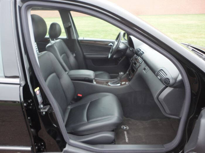 2004 Mercedes-Benz C-Class