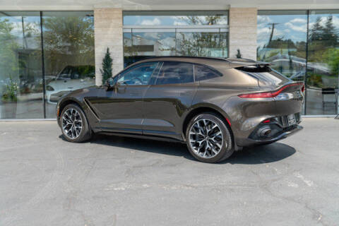 2021 Aston Martin DBX