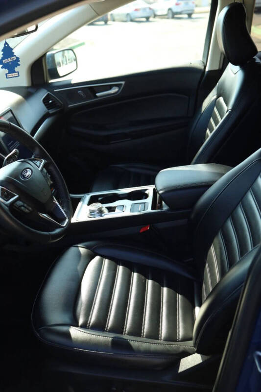 2022 Ford Edge