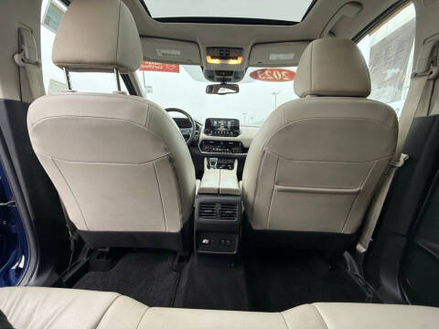 2023 Nissan Rogue SL