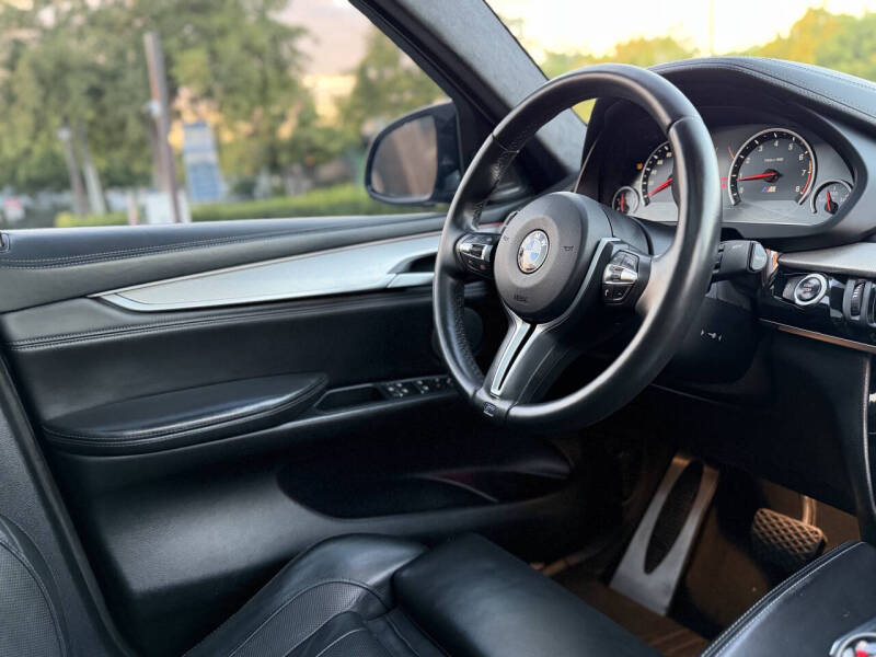 2016 BMW X6 M
